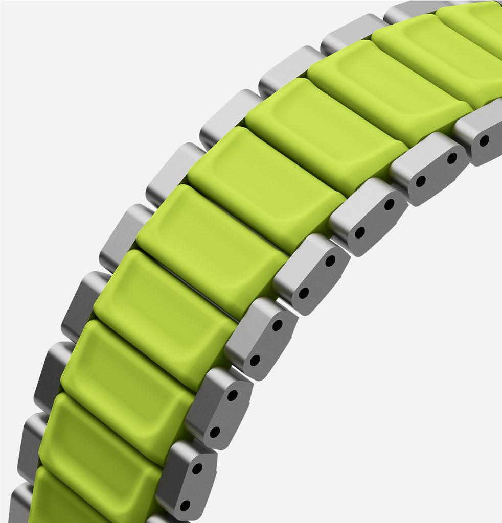 Strova Flex<br>Hybrid Stainless Steel Apple Watch Strap